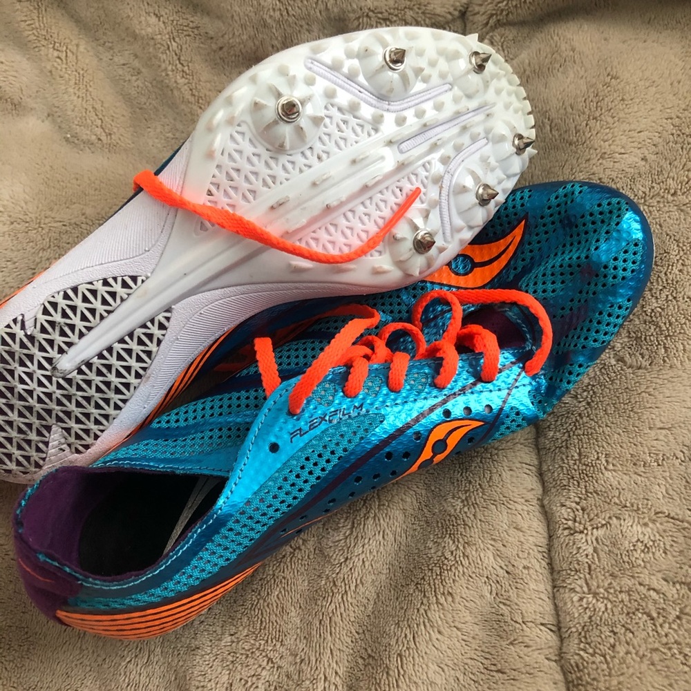 Track spikes